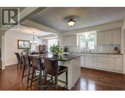 116 DOWNING CRESCENT - 17