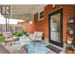 116 DOWNING CRESCENT - 48