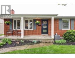 116 DOWNING CRESCENT - 5