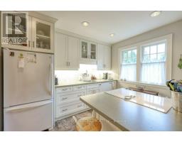 108 BASELINE ROAD E - 21