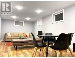 330 GLENROSE DRIVE - 25