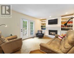 717 GRIFFITH STREET - 21