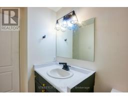 25 - 45 GATEWOOD PLACE - 14
