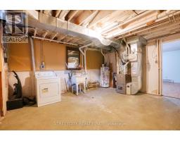 25 - 45 GATEWOOD PLACE - 17