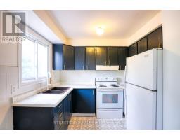 25 - 45 GATEWOOD PLACE - 8