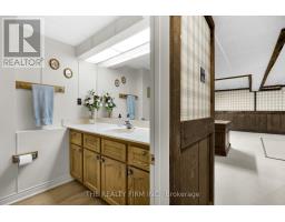 4 - 65 FIDDLERS GREEN ROAD - 39