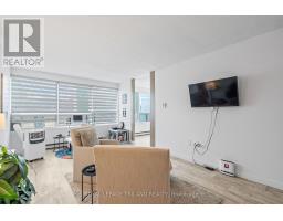 212 - 600 GRENFELL DRIVE - 15