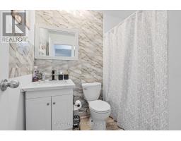 212 - 600 GRENFELL DRIVE - 33