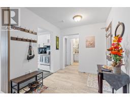 212 - 600 GRENFELL DRIVE - 6