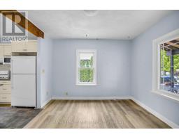 55 CLIFTONVALE AVENUE - 4