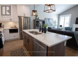 40 - 159 COLLINS WAY - 13