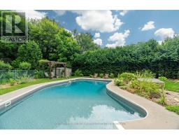 16 LANSDOWNE PARK CRESCENT - 33