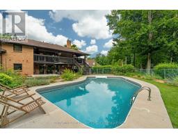 16 LANSDOWNE PARK CRESCENT - 35
