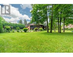 16 LANSDOWNE PARK CRESCENT - 42