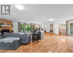16 LANSDOWNE PARK CRESCENT - 7