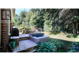 327 RICHMEADOW ROAD - 36