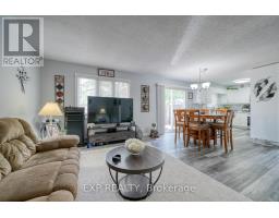 186 - 230 CLARKE ROAD N - 11