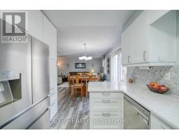 186 - 230 CLARKE ROAD N - 7