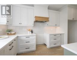 138 HARVEST LANE - 9