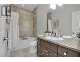 33 - 3278 COLONEL TALBOT ROAD - 32