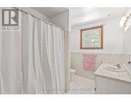195 QUEEN STREET - 21