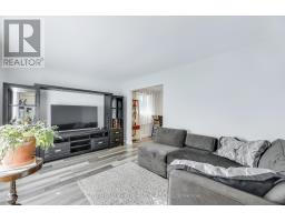 82 LACEY CRESCENT - 5