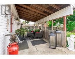 40 MARY STREET E - 23