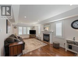 592 DARCY DRIVE - 20