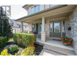 592 DARCY DRIVE - 4