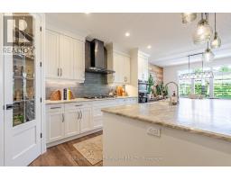21 EDGEVIEW CRESCENT - 12
