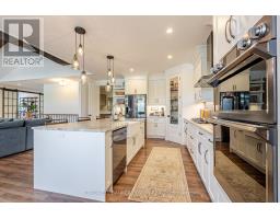 21 EDGEVIEW CRESCENT - 14