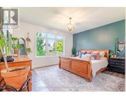 21 EDGEVIEW CRESCENT - 17