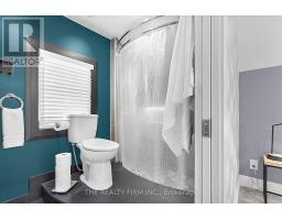 31 BRISCOE STREET W - 28