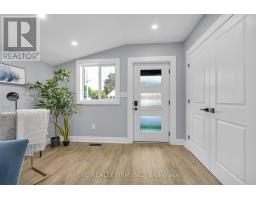 31 BRISCOE STREET W - 4