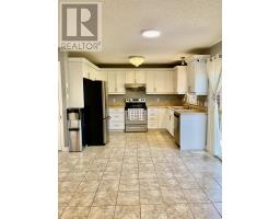 1678 BLACKMAPLE CRESCENT - 6