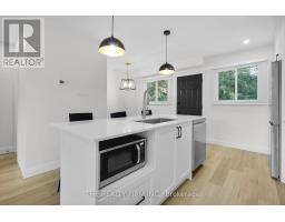 20 - 75 GATEWOOD PLACE S - 11