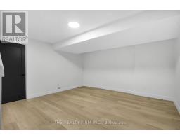 20 - 75 GATEWOOD PLACE S - 22