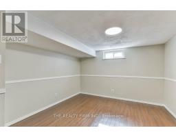56 TOULON CRESCENT - 34