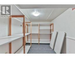 56 TOULON CRESCENT - 35