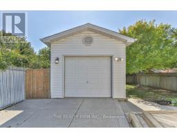 56 TOULON CRESCENT - 4