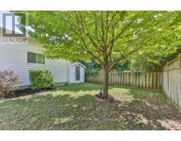 56 TOULON CRESCENT - 42