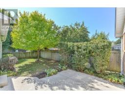 56 TOULON CRESCENT - 44