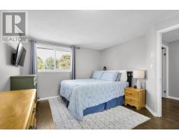 10 - 215 COMMISSIONERS ROAD W - 19