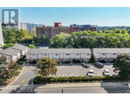 10 - 215 COMMISSIONERS ROAD W - 33