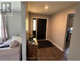 28 MELANIE DRIVE - 14