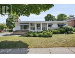 10 FRONTENAC ROAD - 2