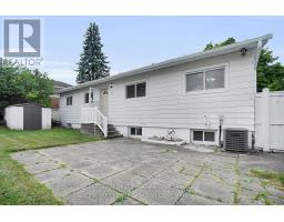 10 FRONTENAC ROAD - 35