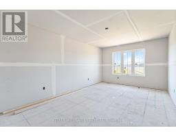 18 - 2605 KETTERING PLACE - 24