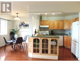 504 - 858 COMMISSIONERS ROAD E - 11