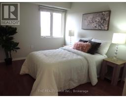 504 - 858 COMMISSIONERS ROAD E - 24